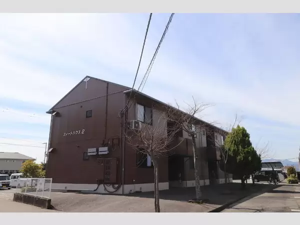 スイートハウス II棟の外観写真