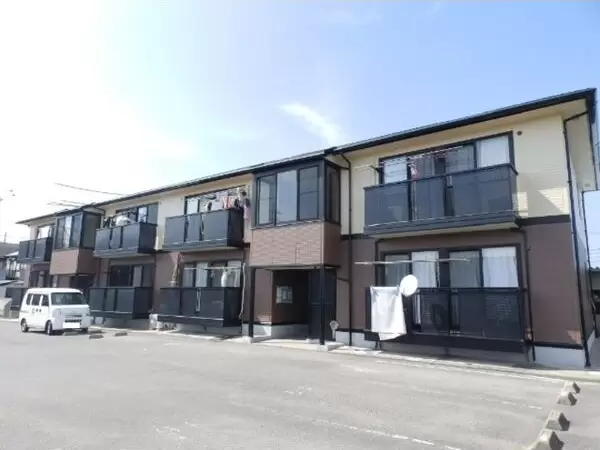 ファミール千鳥ヶ浜の外観写真