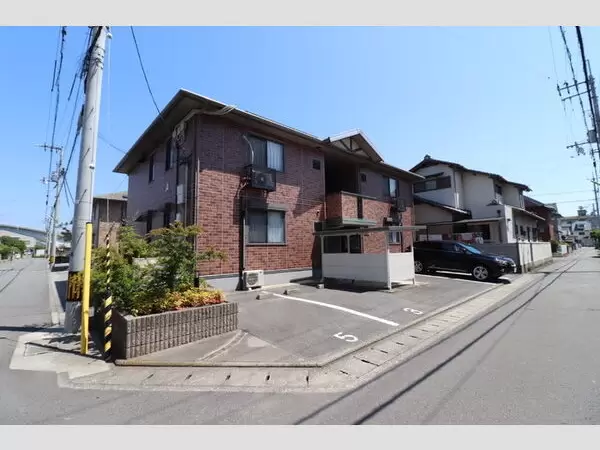 リビングタウン鳴門 A棟の外観写真