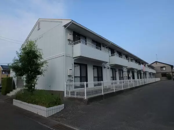 ヴィラセゾン A棟の外観写真