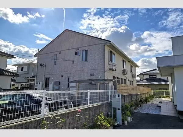 メゾンメール A棟の外観写真