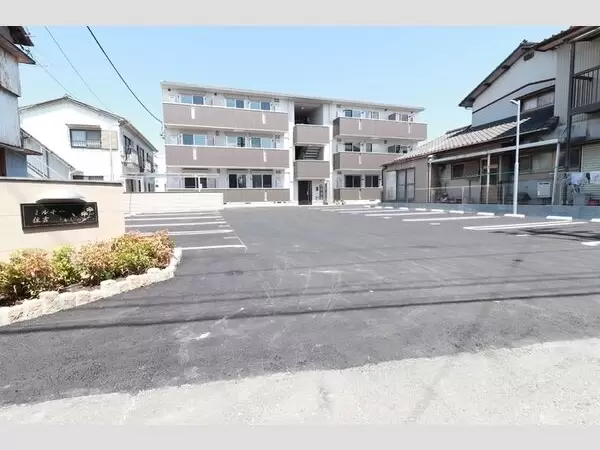 ミルキー住吉の外観写真